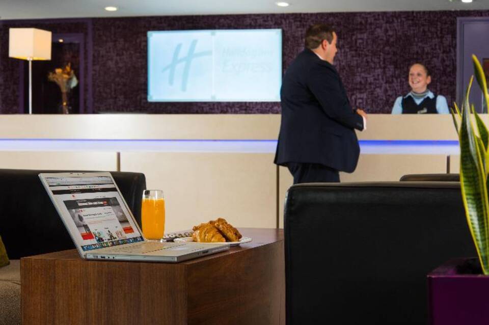 Holiday Inn Express London Greenwich 1