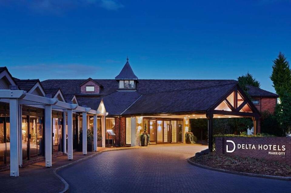 Delta Hotels Manchester Airport 2