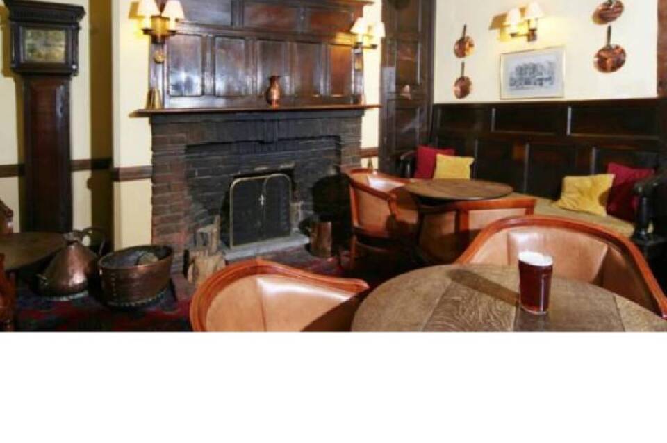 The Feathers Hotel 5