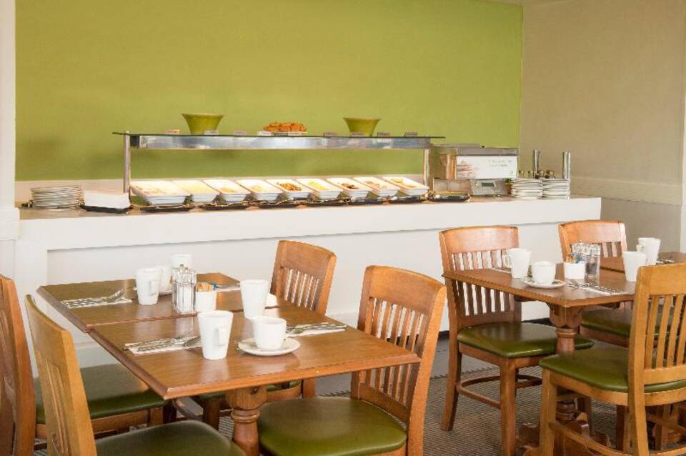 Holiday Inn Basildon 2