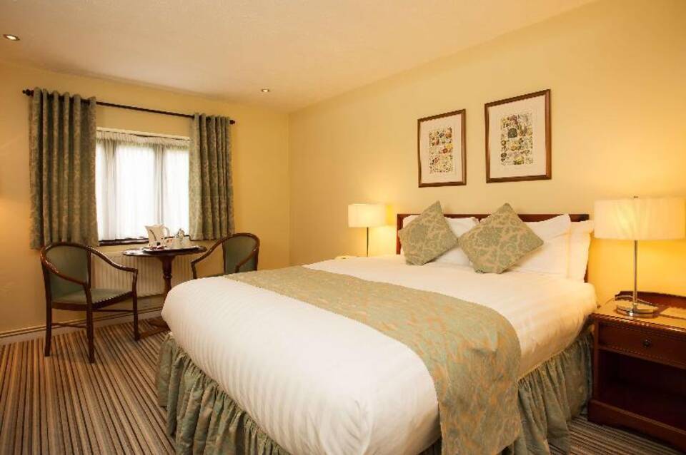 Best Western Plus Grim’s Dyke Hotel 3