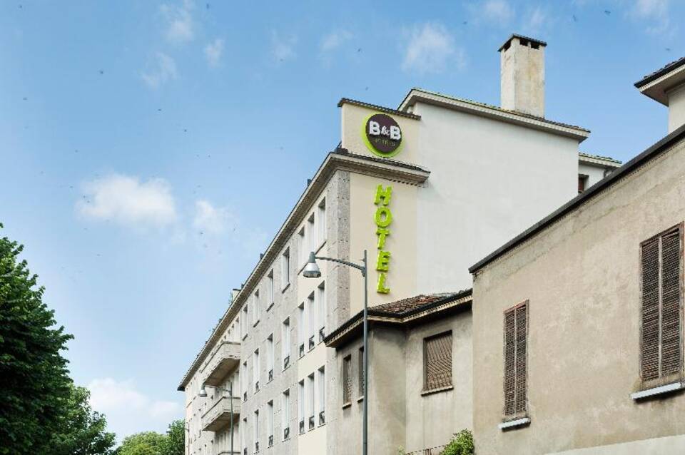 B&B HOTEL Milano Sant'Ambrogio 1