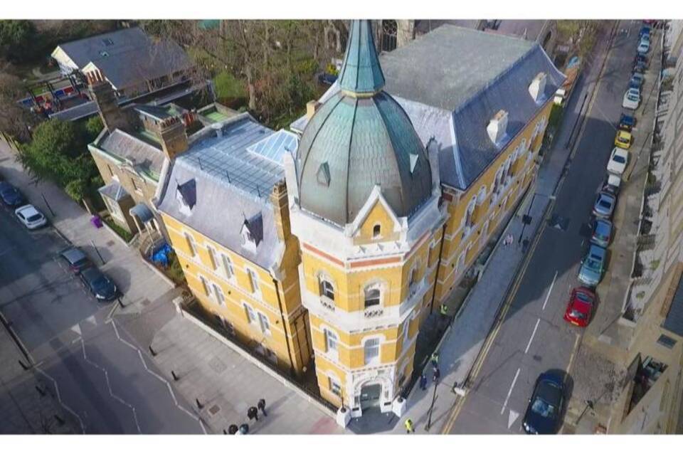 Lansbury Heritage Hotel 2