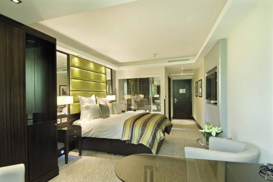 Montcalm Mayfair, Autograph Collection 4