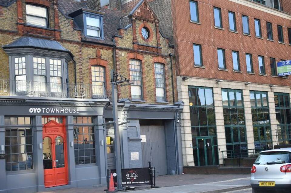 Belvilla Ilford Hill Hotel London 4