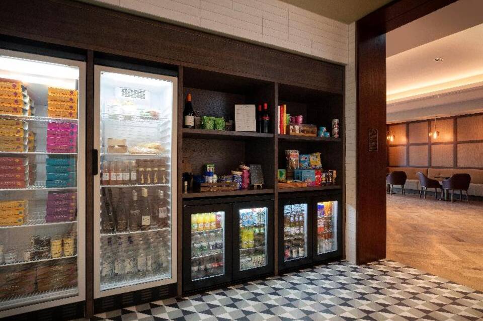Staybridge Suites London - Heathrow Bath Road 5