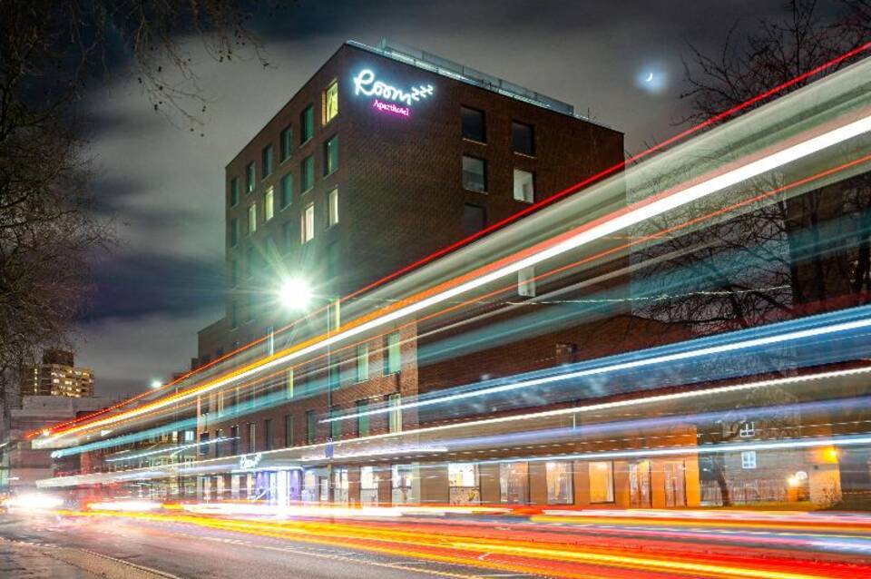 Roomzzz London Stratford 3