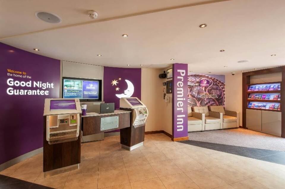 Premier Inn London Hammersmith 1