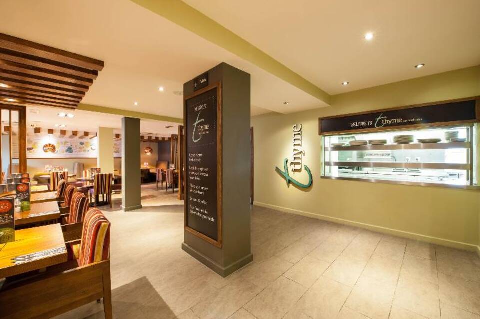 Premier Inn London Hammersmith 3