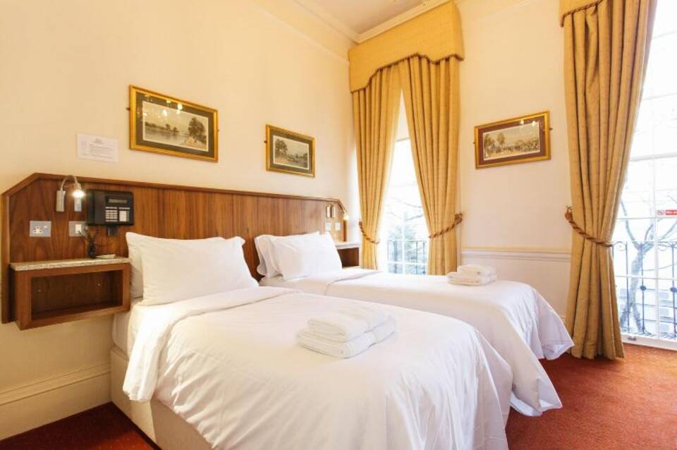Morgan Hotel 5
