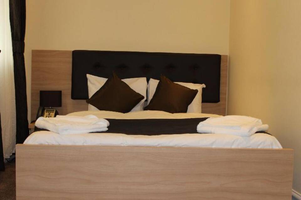 Shoreditch Inn 4