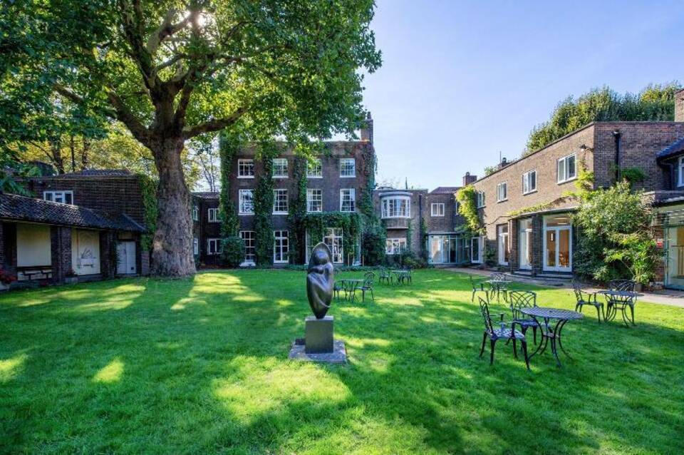 The Royal Foundation of St Katharine 3