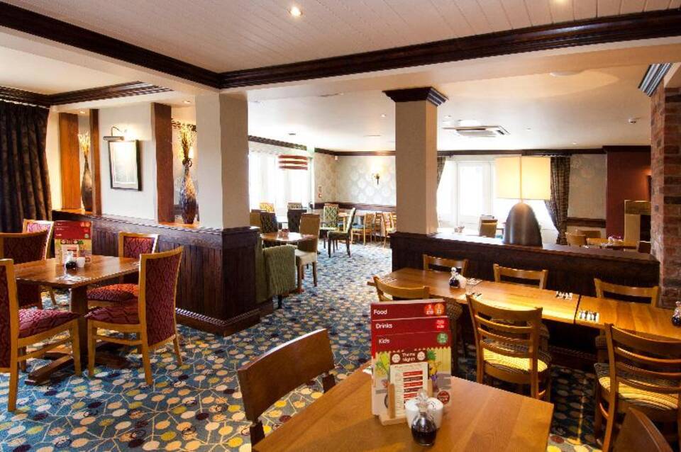 Premier Inn London Dagenham Hotel 2