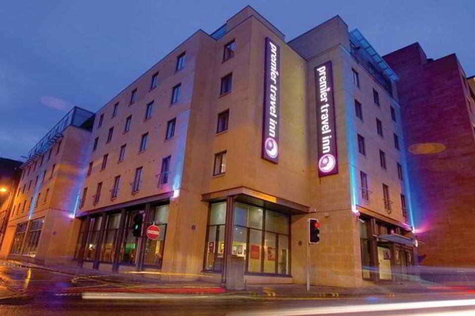Premier Inn Edinburgh City Centre Lauriston Place Hotel 1