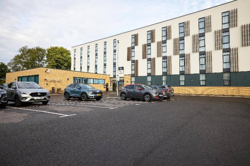 Holiday Inn - the niu, Loom Manchester North 4