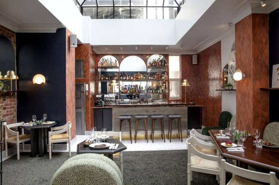 The Henrietta Hotel 5