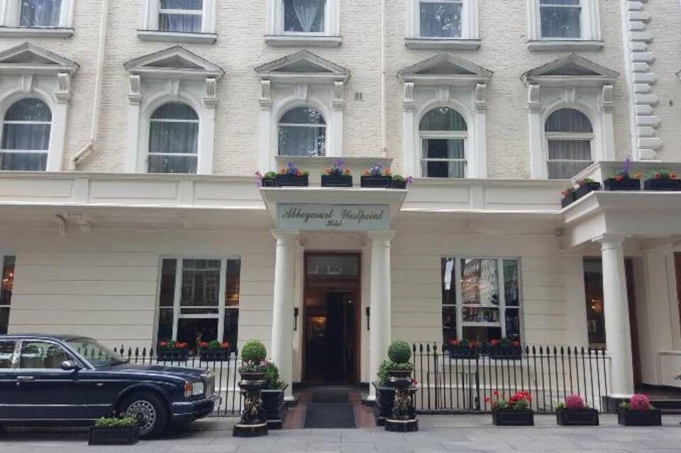 Abbey Court Hotel 1