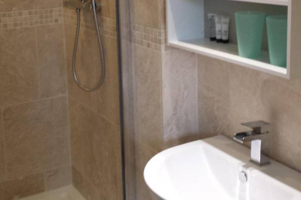 Edinburgh Holiday Guest House 5