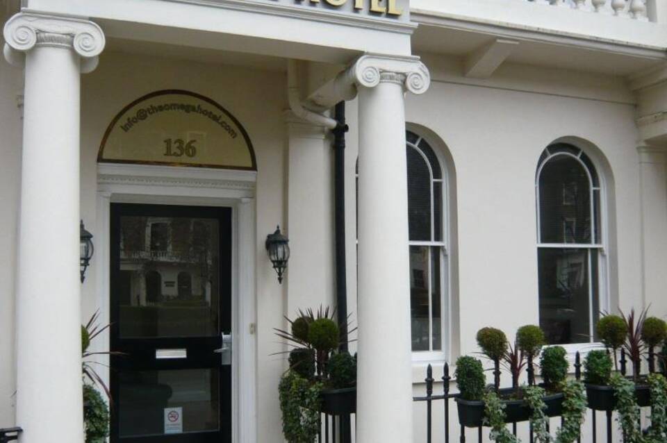 The Omega Hotel 4