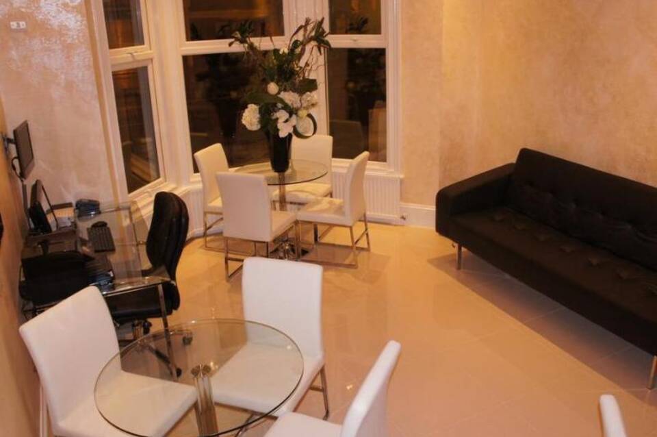 Sapphire Hotel 3