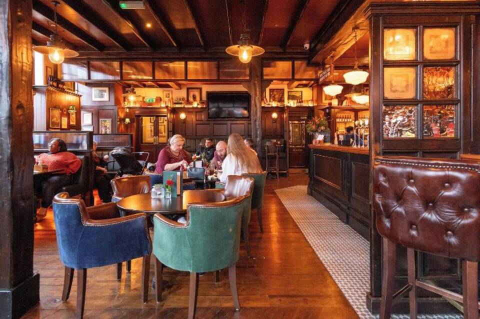 The Royal Oak 3