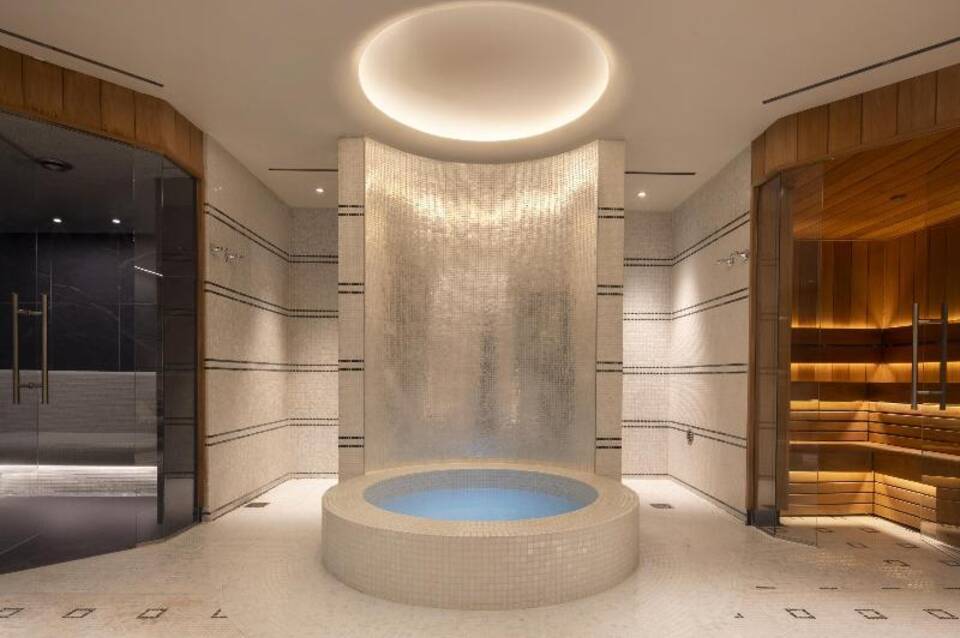 The Beaumont Mayfair 5