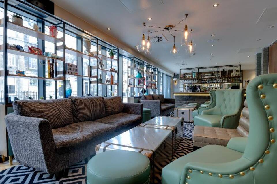 hub by Premier Inn Edinburgh Haymarket 4