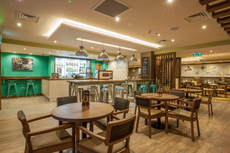 Premier Inn London Holborn 1