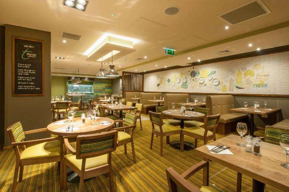 Premier Inn London Holborn 2