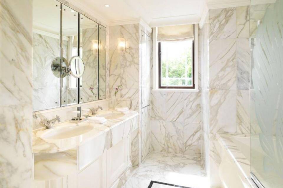 The Dorchester 2