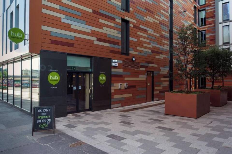 hub by Premier Inn Edinburgh Royal Mile 1