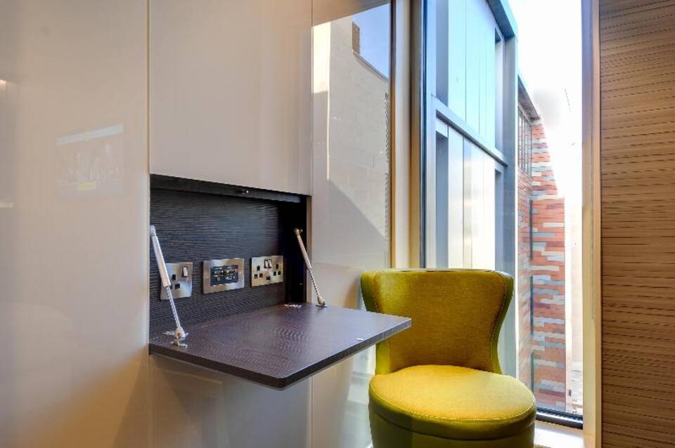 hub by Premier Inn Edinburgh Royal Mile 3