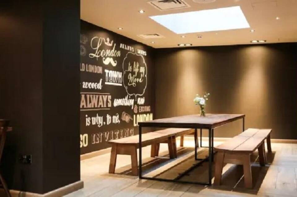 hub by Premier Inn London Spitalfields, Brick Lane 3