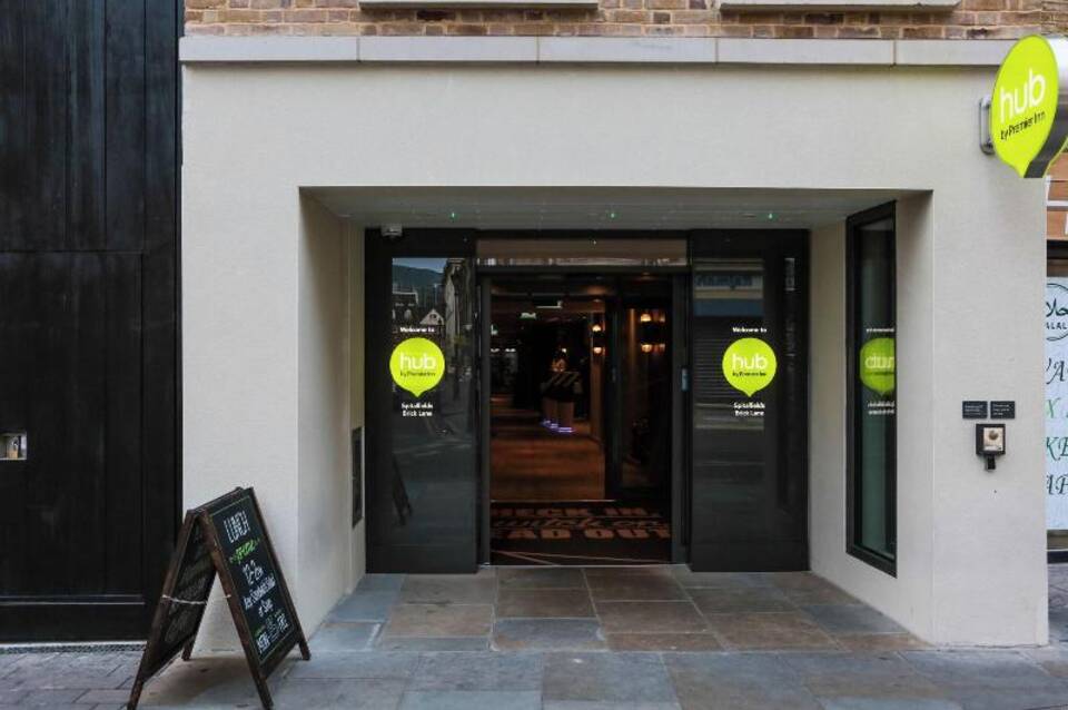hub by Premier Inn London Spitalfields, Brick Lane 4