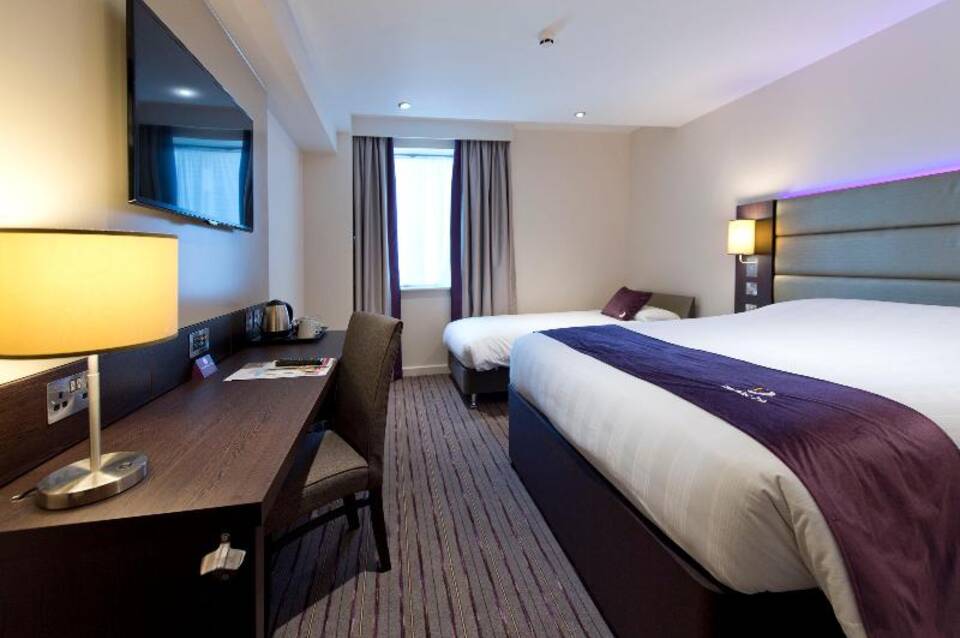 Premier Inn London Southgate 1