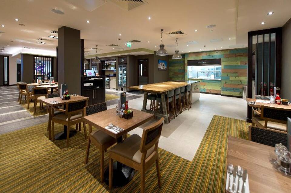 Premier Inn London Southgate 5