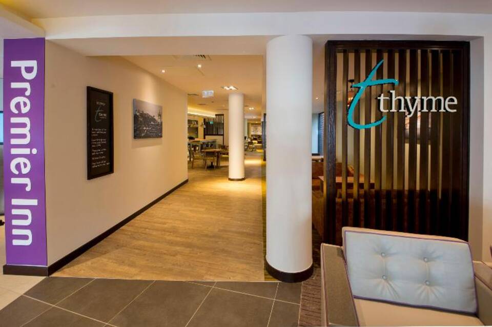 Premier Inn Edinburgh City Centre Royal Mile 2