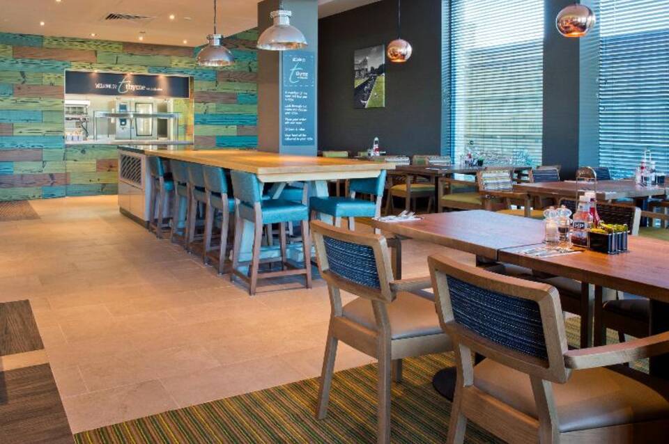 London Tolworth Hotel 2