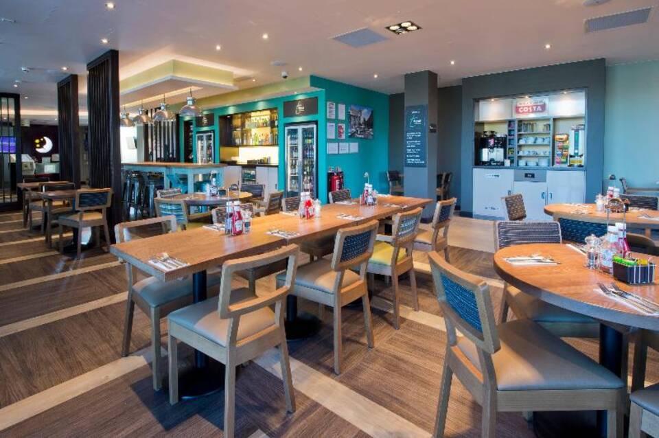 London Tolworth Hotel 5