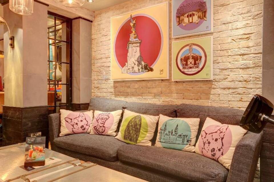 hub by Premier Inn London Westminster Abbey 5