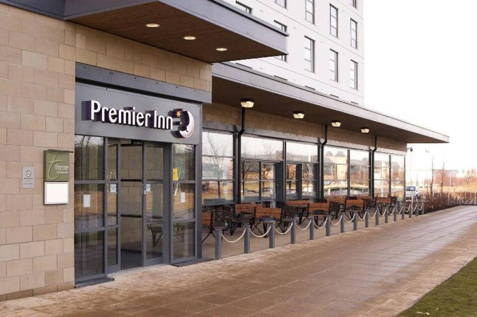 Premier Inn Edinburgh Park (Airport) Hotel 1