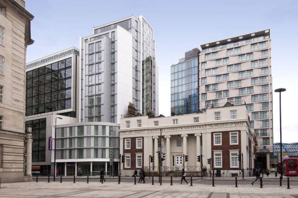 Premier Inn London Waterloo 3