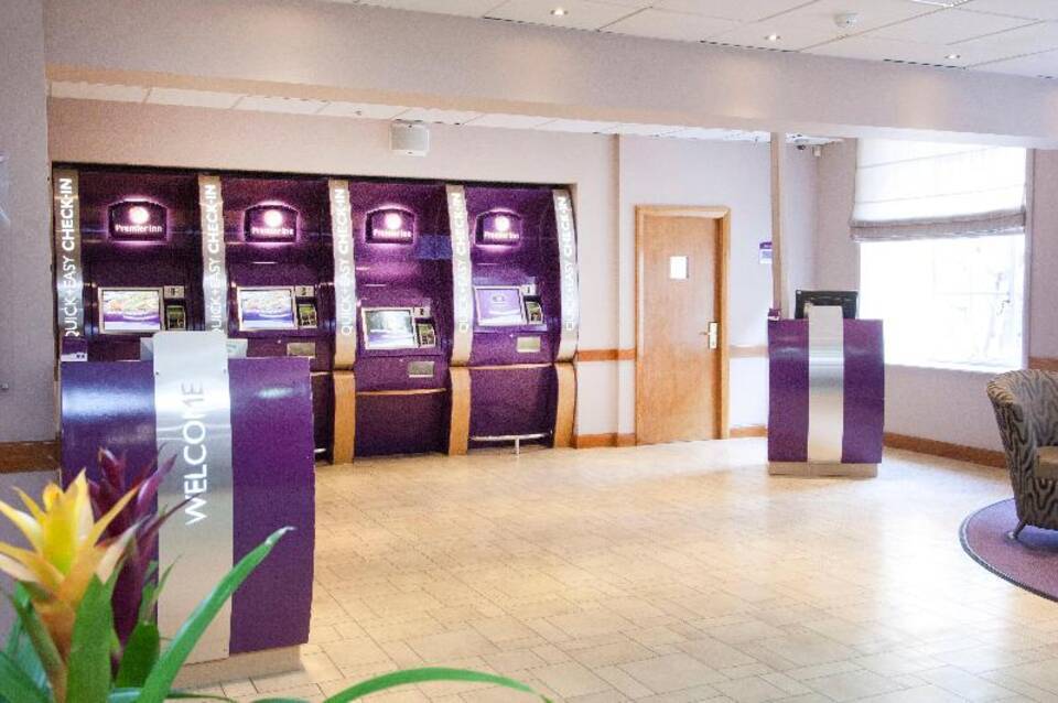 Premier Inn London County Hall 3