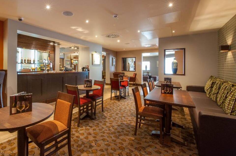 Premier Inn London Wandsworth 2