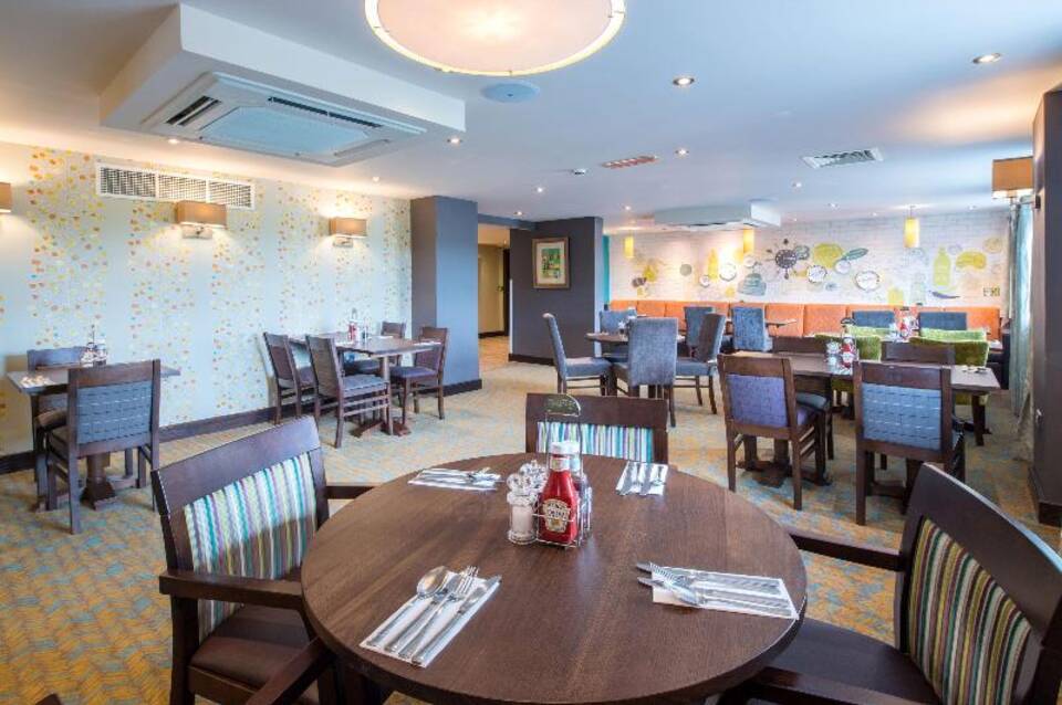 Premier Inn London Kingston Upon Thames 2