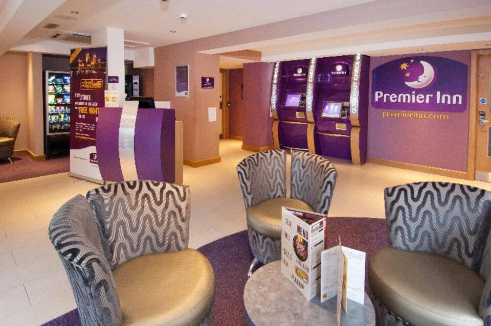 Premier Inn Dartford 2