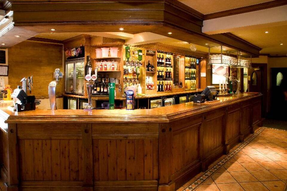 Premier Inn Epsom Central 3
