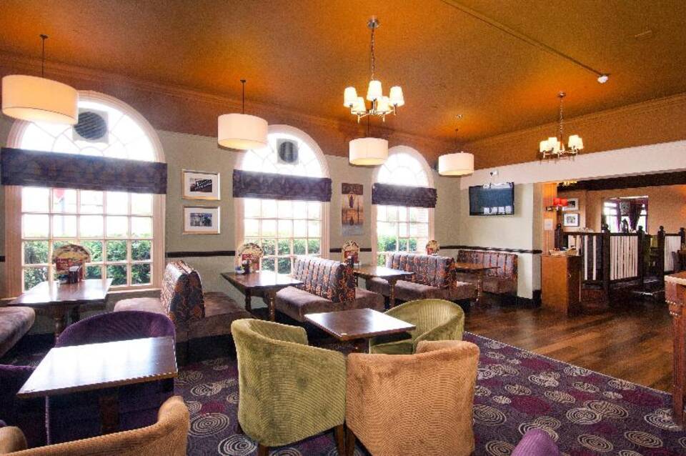 Premier Inn London Greenford 2