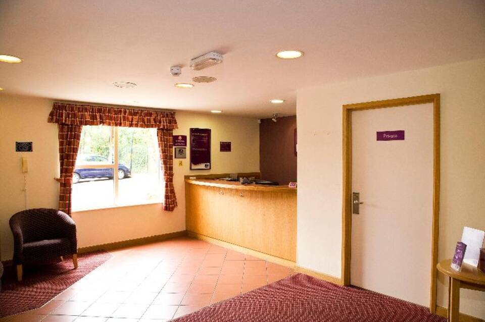 Premier Inn Watford North 2