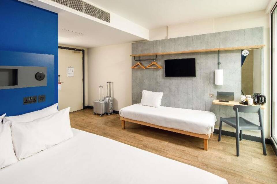 ibis budget Manchester Airport 3